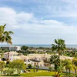 Bella Vista Apartment With Stunning Sea Views