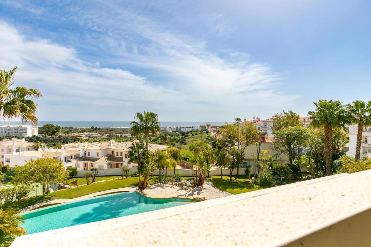 Bella Vista With Stunning Sea Views