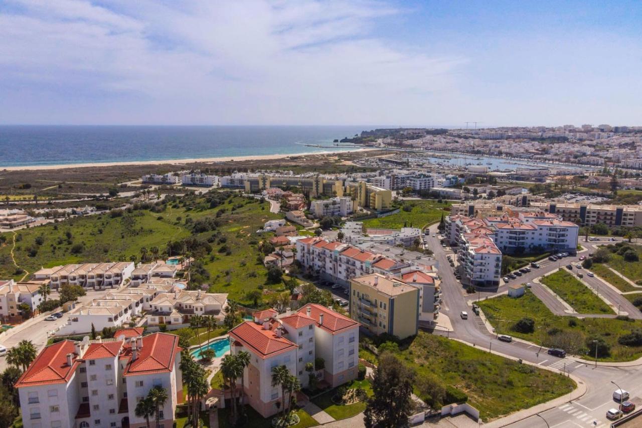 Bella Vista With Stunning Sea Views