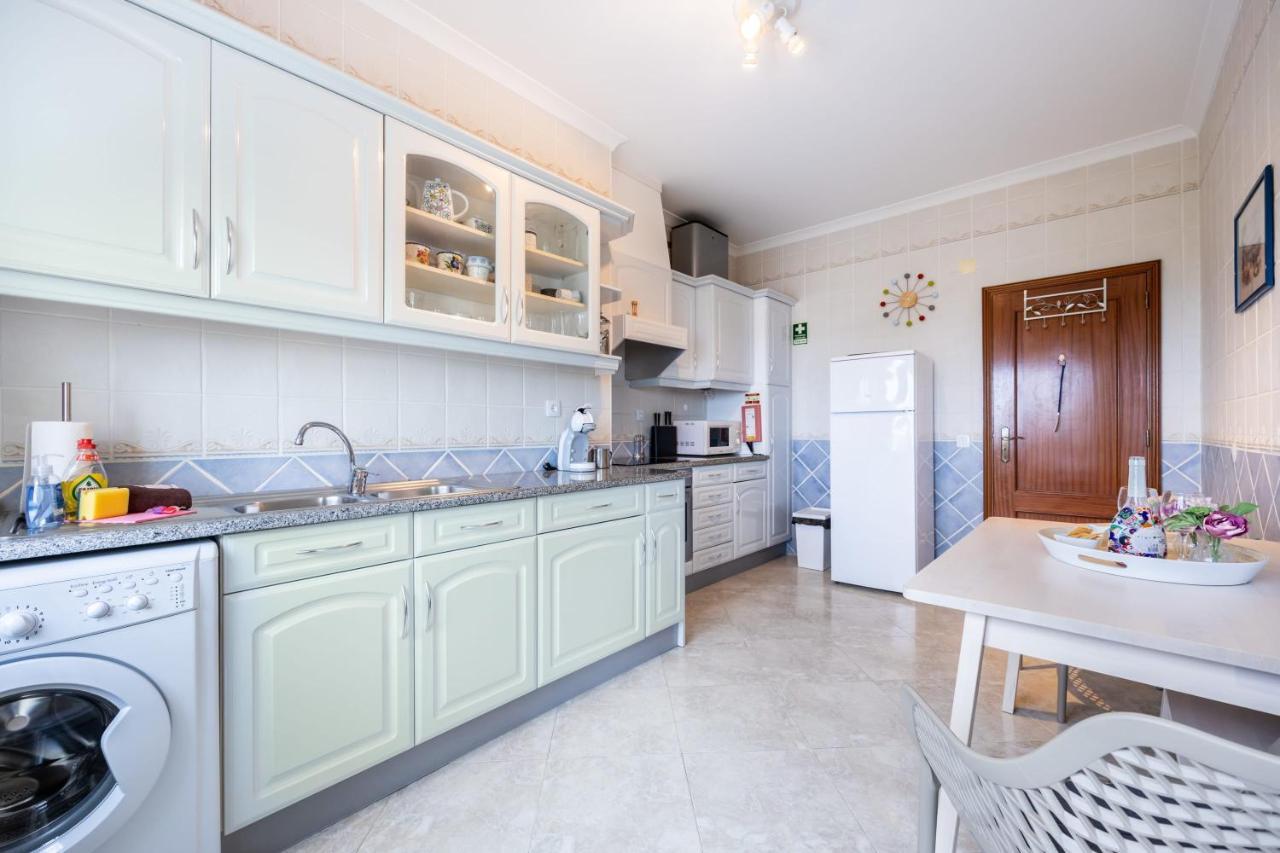 Bella Vista With Stunning Sea Views Apartment