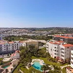 Bella Vista Apartment With Stunning Sea Views