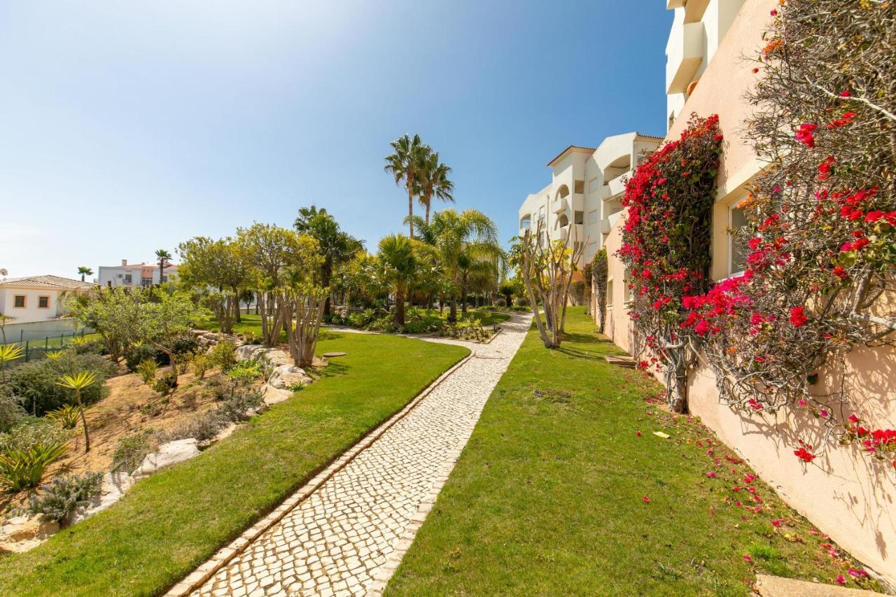 Bella Vista With Stunning Sea Views Apartment